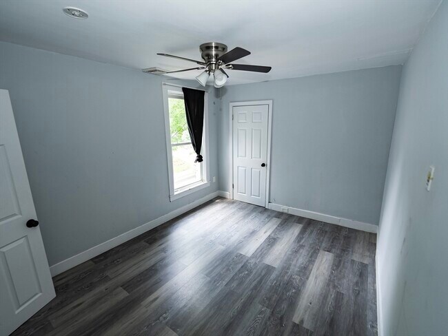 159 Hamilton St in Southbridge, MA - Building Photo - Building Photo