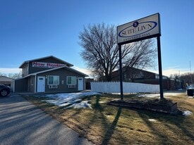 Suite Liv'N - Willmar in Willmar, MN - Building Photo