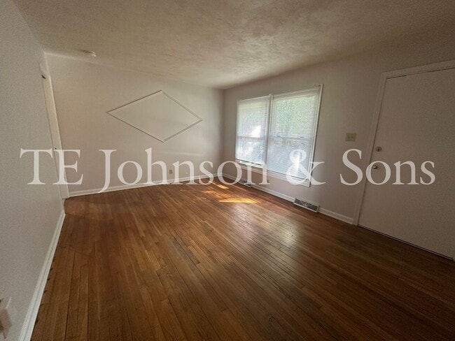 3501 Fieldstone Dr in Winston-Salem, NC - Building Photo - Building Photo