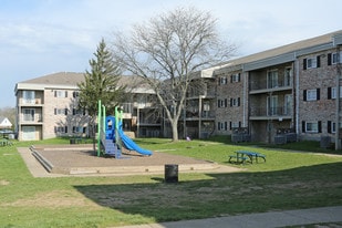 Tates Creek Crossings