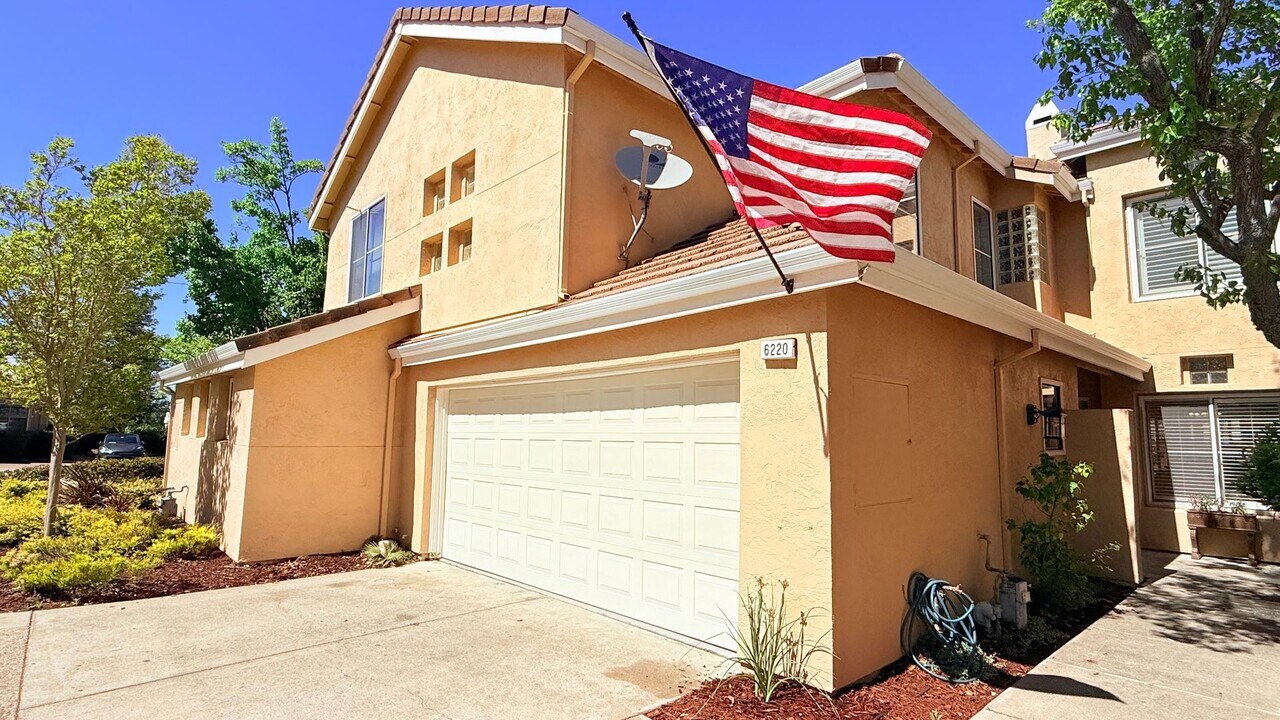 6220 Lakeview Cir in San Ramon, CA - Building Photo