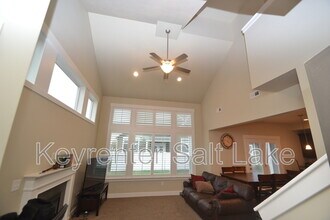 1867 Trail Heights Dr in Riverton, UT - Building Photo - Building Photo