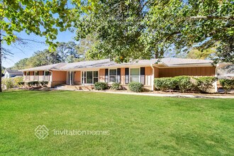 3327 Salem E Dr SE in Conyers, GA - Building Photo - Building Photo