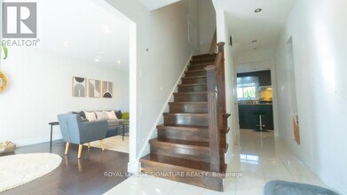 1460 Tampa Crescent in Oshawa, ON - Building Photo - Building Photo