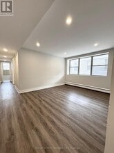 75 High St in London, ON - Building Photo - Building Photo