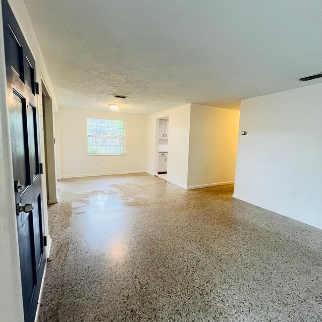 3107 Chipco St in Tampa, FL - Building Photo - Building Photo
