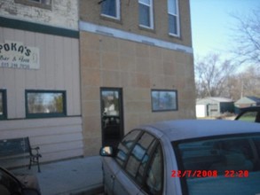 139 W Railroad St in Earlville, IL - Building Photo - Building Photo
