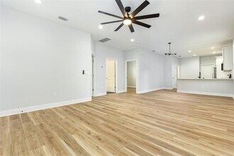 113 W Elm St in Tampa, FL - Building Photo - Building Photo