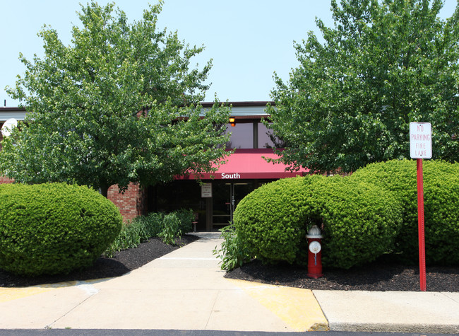 Seton Square North in Columbus, OH - Building Photo - Building Photo