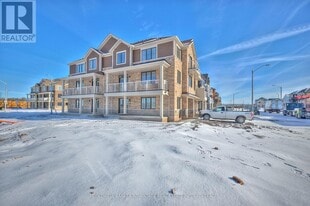 98 Feather Rd in Welland, ON - Building Photo