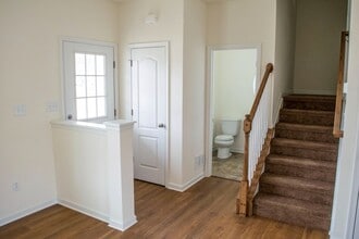 160 W Sheldrake Cir in Dover, DE - Building Photo - Building Photo