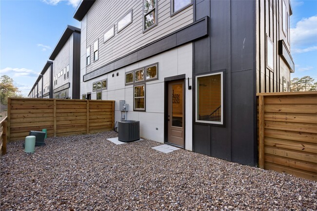 13111 Wild Orchid Ln