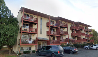 Hillcrest Arms Apartments