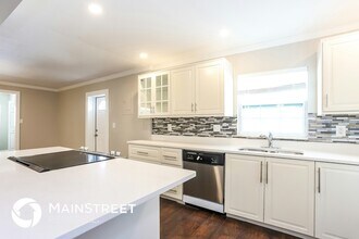 2069 Powderhorn Dr in Clearwater, FL - Building Photo - Building Photo