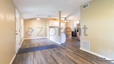1584 Selma Ave in Daytona Beach, FL - Building Photo - Building Photo