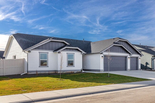 11363 Bluefield Dr in Caldwell, ID - Foto de edificio - Building Photo