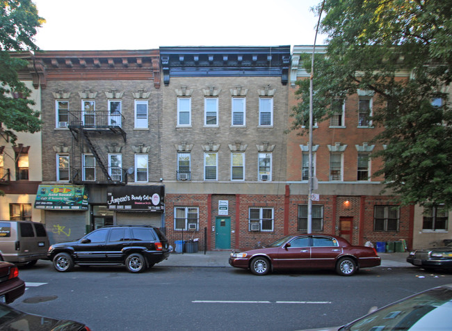 233 Troy Ave in Brooklyn, NY - Building Photo - Building Photo