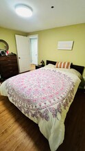 86 Woodview Ct in Glen Ellyn, IL - Building Photo - Building Photo
