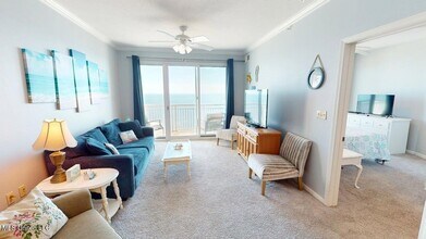 2228 Beach Dr, Unit 1304 in Gulfport, MS - Building Photo - Building Photo