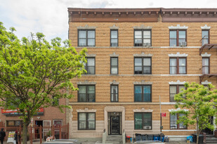 1530 Eastern Pky in Brooklyn, NY - Foto de edificio - Building Photo