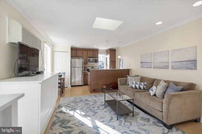 1716 Pine St in Philadelphia, PA - Building Photo - Building Photo