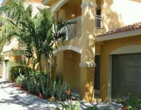155 NW 96th Terrace in Pembroke Pines, FL - Building Photo - Building Photo