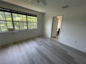 11224 SW 59th Pl in Cooper City, FL - Building Photo - Building Photo