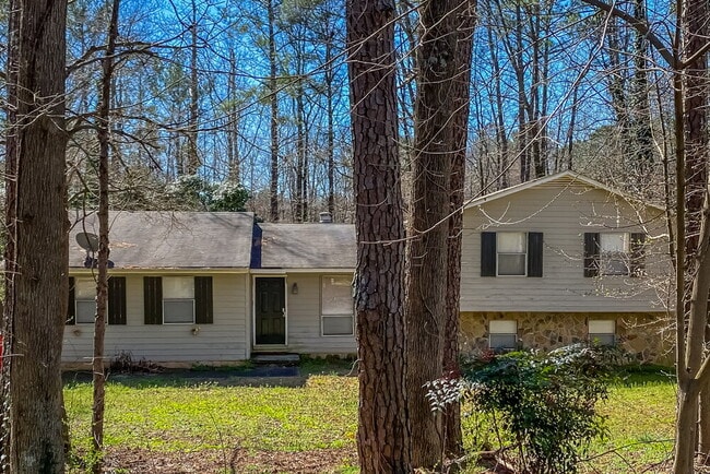 2058 Tiffany Ln