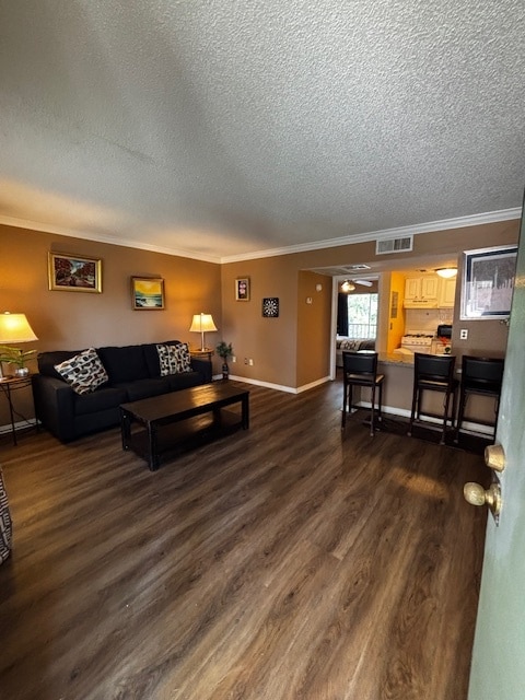 121 Oyster Bay Cir, Unit 200
