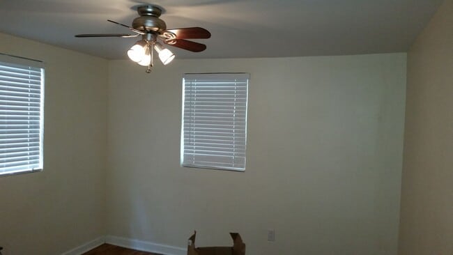 414 E Park Ave in Savannah, GA - Foto de edificio - Building Photo