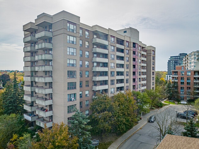 87 Neeve St in Guelph, ON - Building Photo - Building Photo