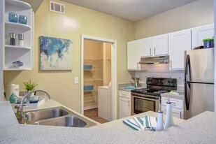 Grande Club in Duluth, GA - Building Photo