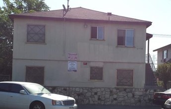 6930 Simpson Ave in North Hollywood, CA - Building Photo - Building Photo