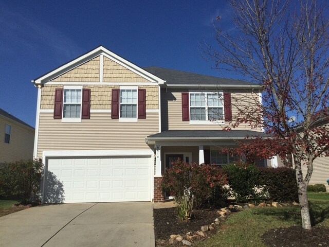 6614 Burkwood Ct in Harrisburg, NC - Building Photo