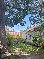 3 Danforth Pl, Unit 2 in Portland, ME - Building Photo