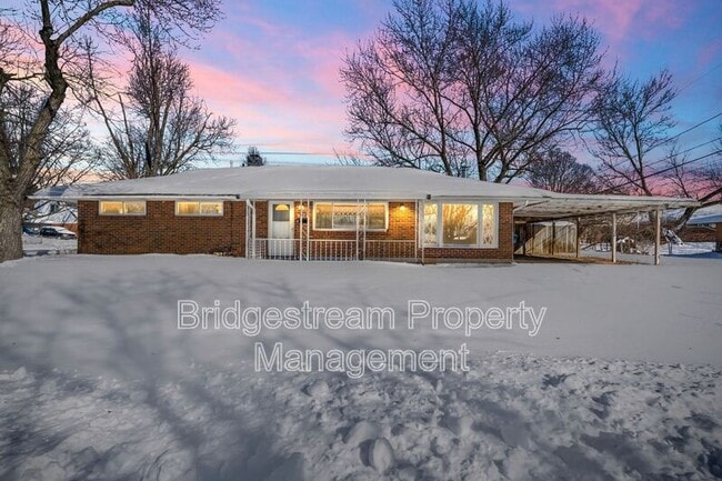 property at 5912 Bavaria Pl