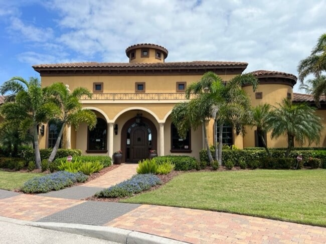 89 Redondo Dr in Satellite Beach, FL - Building Photo - Building Photo