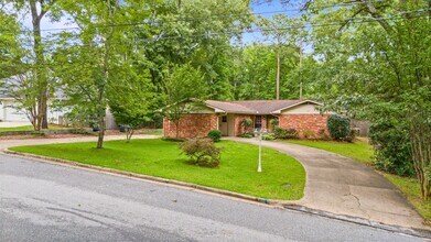 815 Heard Ave in Auburn, AL - Building Photo - Building Photo