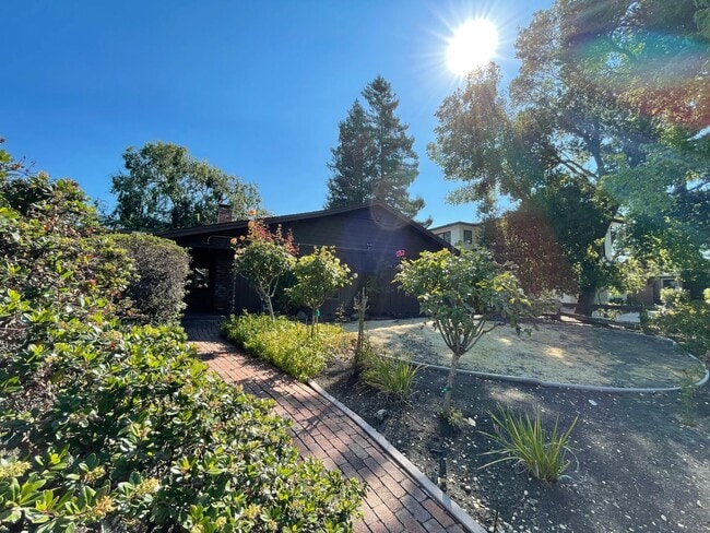 property at 2746 Cowper St