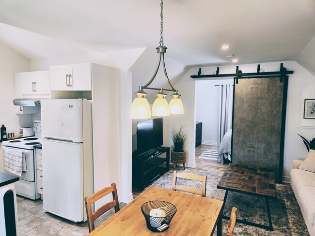 16 Archambault Rue in Gatineau, QC - Building Photo - Building Photo