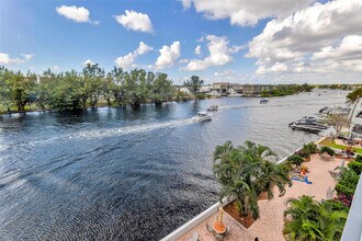 1401 N Riverside Dr in Pompano Beach, FL - Building Photo - Building Photo