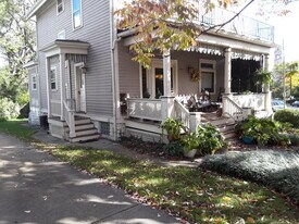 2461 Fairview Ave, Unit 2461 #2 in Cincinnati, OH - Building Photo