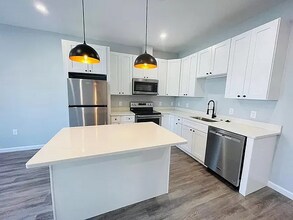 487 Lincoln St in Marlborough, MA - Building Photo - Building Photo