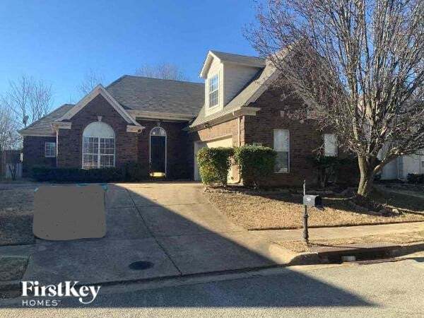 property at 969 Nesting Wood Cir W