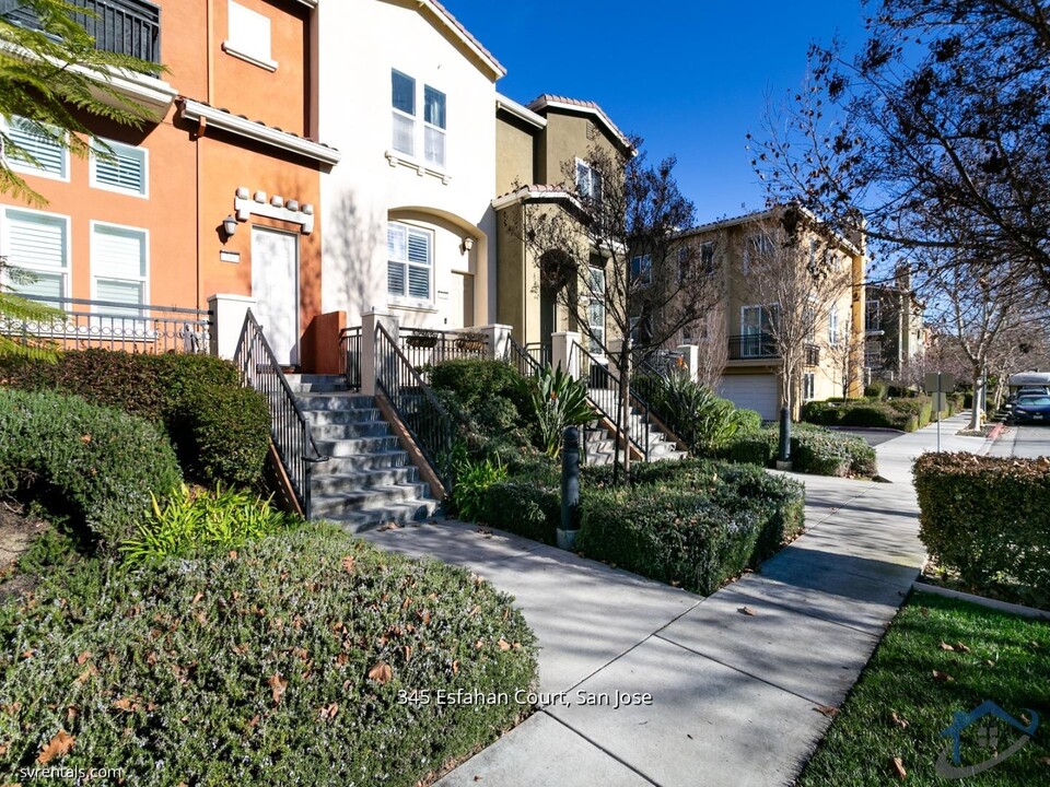 345 Esfahan Ct in San Jose, CA - Building Photo