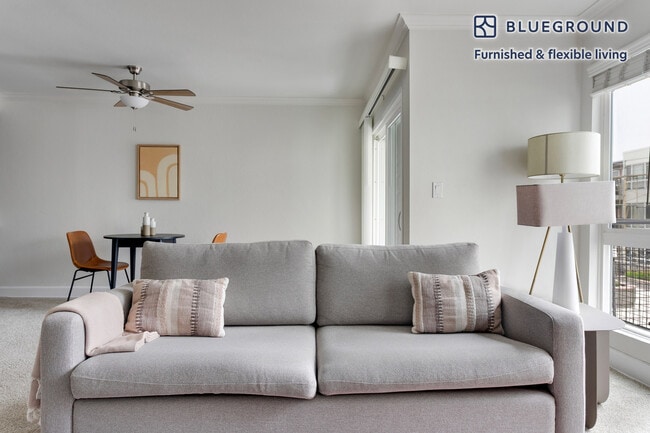 28130 Peacock Ridge Dr in Rancho Palos Verdes, CA - Building Photo - Building Photo