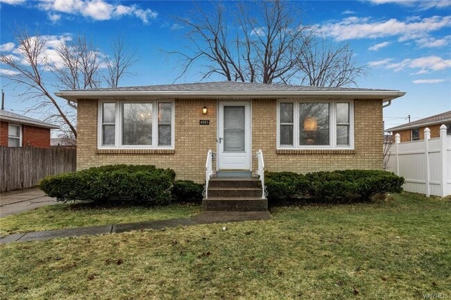 property at 4867 N Bailey Ave