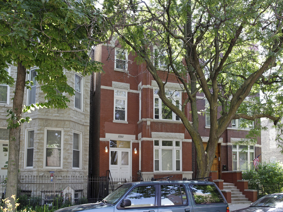 1111 N Winchester Ave in Chicago, IL - Building Photo