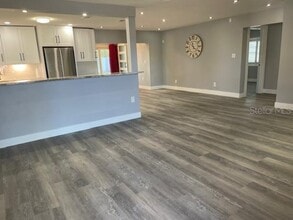 2950 Pallanza Dr S in St. Petersburg, FL - Building Photo - Building Photo