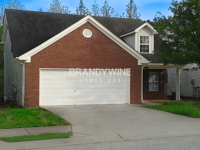 property at 5260 Tussahaw Crossing